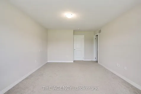 47 Hibiscus Lane Hamilton ON L8K 0A4