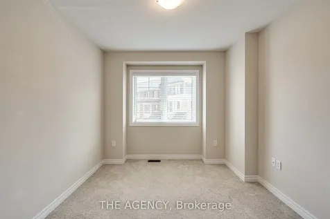 47 Hibiscus Lane Hamilton ON L8K 0A4
