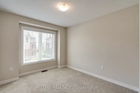 47 Hibiscus Lane Hamilton ON L8K 0A4