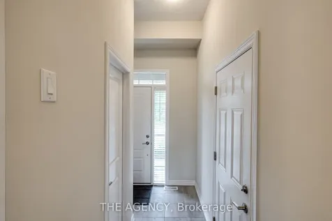 47 Hibiscus Lane Hamilton ON L8K 0A4