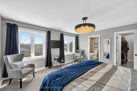 1040 Oakhill Boulevard Fort Erie ON L2A 1N9