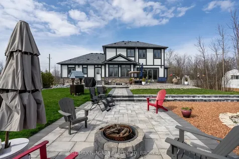 1040 Oakhill Boulevard Fort Erie ON L2A 1N9