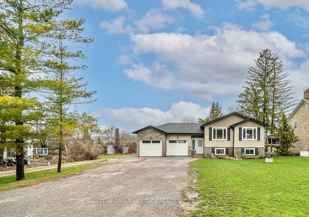 978 Ward Street Selwyn ON K0L 1H0