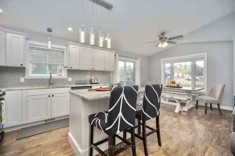 978 Ward Street Selwyn ON K0L 1H0