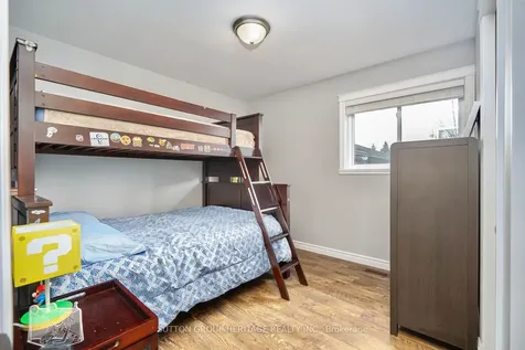 978 Ward Street Selwyn ON K0L 1H0