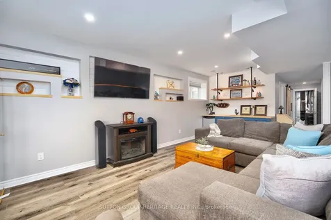 978 Ward Street Selwyn ON K0L 1H0