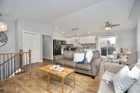 978 Ward Street Selwyn ON K0L 1H0