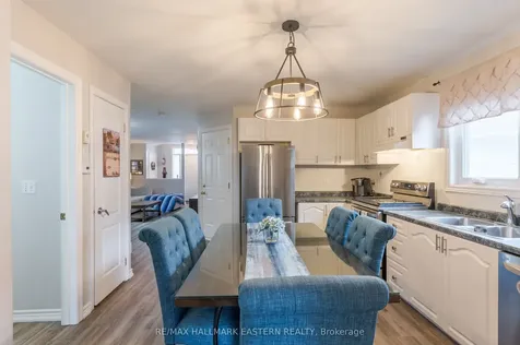 702 Trailview Drive Peterborough ON K9J 8P2