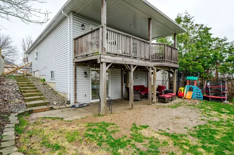 702 Trailview Drive Peterborough ON K9J 8P2
