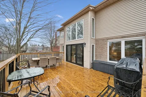 14 Wood Duck Court Guelph ON N1C 1B1