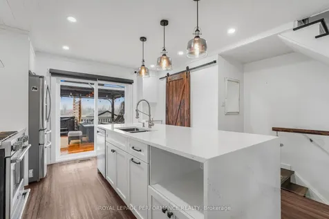 829 Nelson Street W Hawkesbury ON K6A 3T3