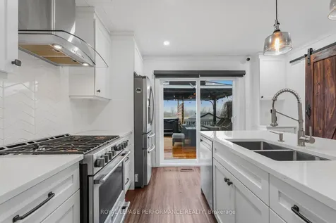 829 Nelson Street W Hawkesbury ON K6A 3T3