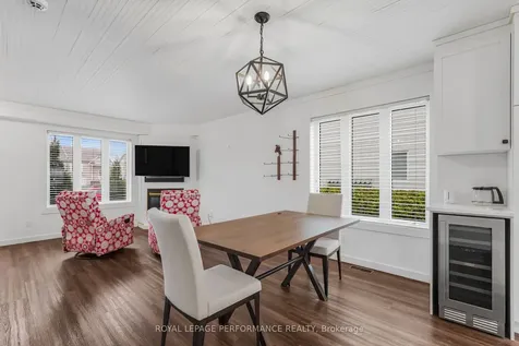 829 Nelson Street W Hawkesbury ON K6A 3T3