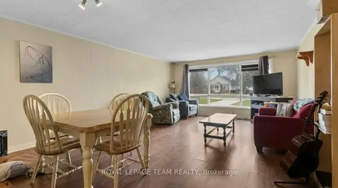47 Daniel Street S Arnprior ON K7S 2L5