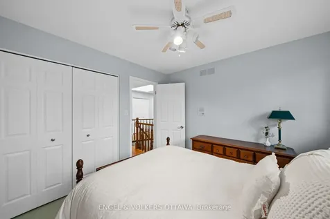 19 Kimmins Court Kanata ON K2K 2M4