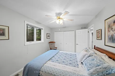 19 Kimmins Court Kanata ON K2K 2M4