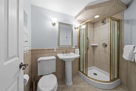 19 Kimmins Court Kanata ON K2K 2M4