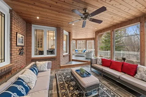 19 Kimmins Court Kanata ON K2K 2M4