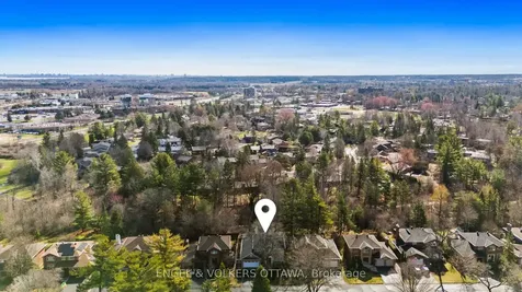 19 Kimmins Court Kanata ON K2K 2M4