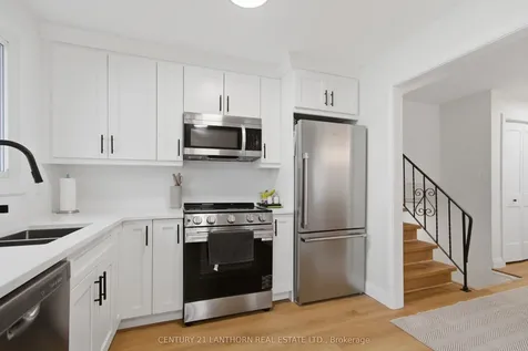 18 Glendale Road Belleville ON K8P 4H5