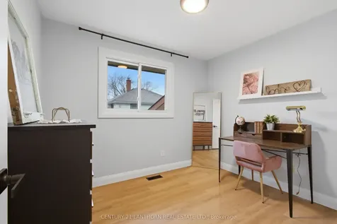 18 Glendale Road Belleville ON K8P 4H5