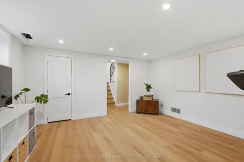 18 Glendale Road Belleville ON K8P 4H5