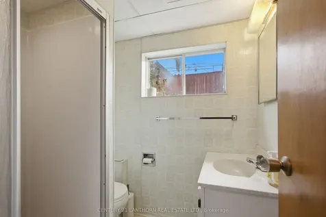 18 Glendale Road Belleville ON K8P 4H5