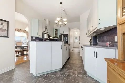 152 Reta Crescent Pembroke ON K8A 1B3