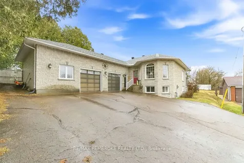 152 Reta Crescent Pembroke ON K8A 1B3