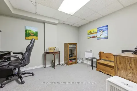 152 Reta Crescent Pembroke ON K8A 1B3