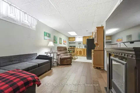 152 Reta Crescent Pembroke ON K8A 1B3