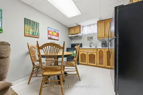 152 Reta Crescent Pembroke ON K8A 1B3