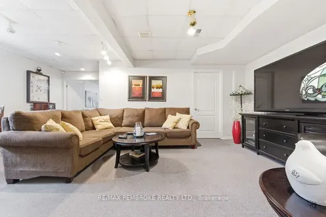 152 Reta Crescent Pembroke ON K8A 1B3