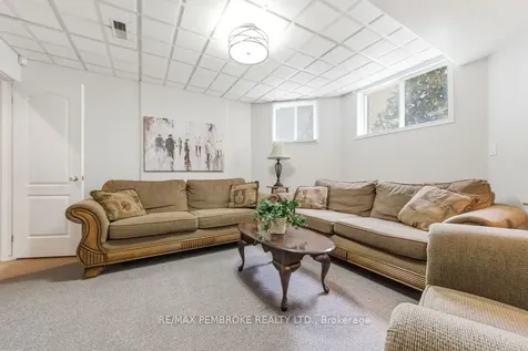 152 Reta Crescent Pembroke ON K8A 1B3