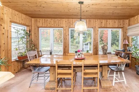 1741 Doe Lake Road Gravenhurst ON P1P 1R3