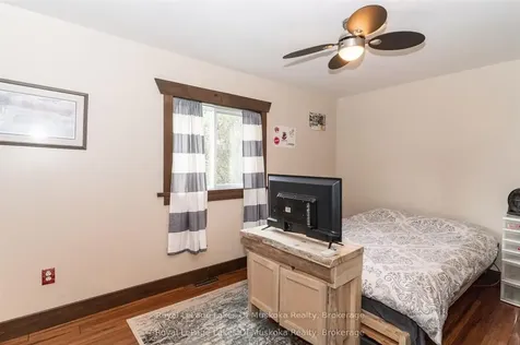 1741 Doe Lake Road Gravenhurst ON P1P 1R3