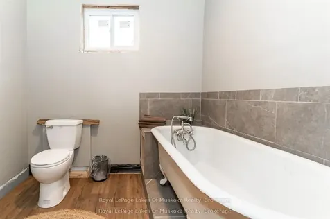 1741 Doe Lake Road Gravenhurst ON P1P 1R3