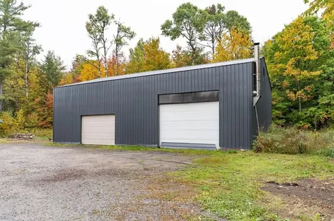 1741 Doe Lake Road Gravenhurst ON P1P 1R3