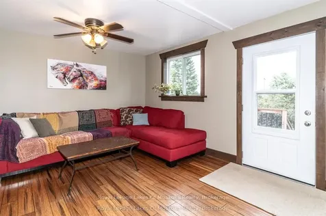 1741 Doe Lake Road Gravenhurst ON P1P 1R3