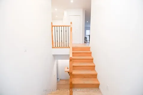 1078 South Kahshe Lake Road E Gravenhurst ON P0E 1G0