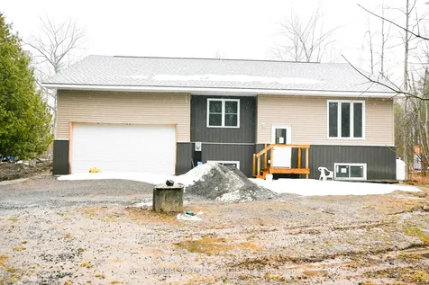 1078 South Kahshe Lake Road E Gravenhurst ON P0E 1G0