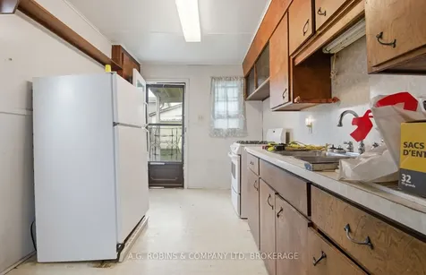 29 Mcnaughton Road Welland ON L3B 2R4