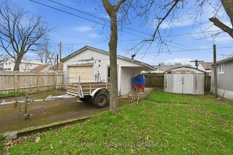 29 Mcnaughton Road Welland ON L3B 2R4