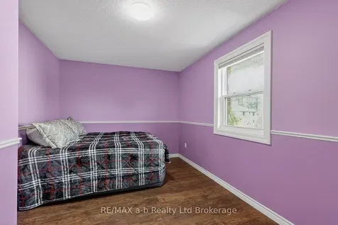346 Riverview Drive Strathroy-caradoc ON N7G 4B7