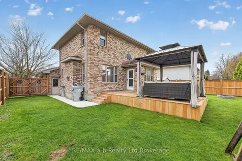 346 Riverview Drive Strathroy-caradoc ON N7G 4B7