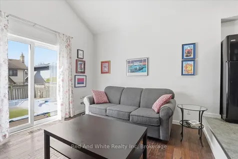 110 Milton Avenue W Cambridge ON N3C 3W5