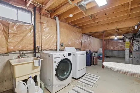 110 Milton Avenue W Cambridge ON N3C 3W5
