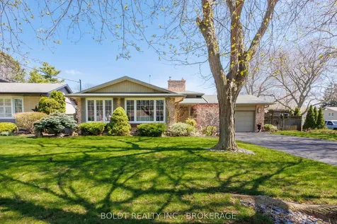 24 Mississauga Road St. Catharines ON L2N 3K4