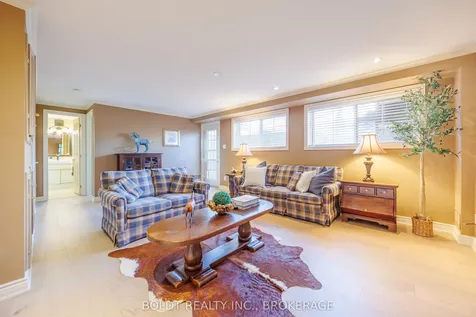 24 Mississauga Road St. Catharines ON L2N 3K4