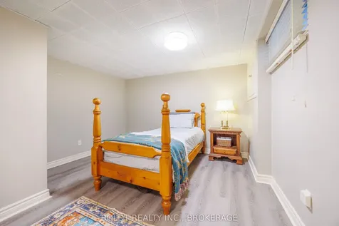 24 Mississauga Road St. Catharines ON L2N 3K4